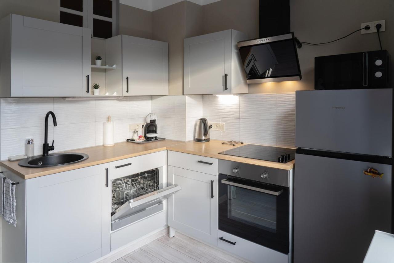 Alfa Apartment Riga Exterior photo